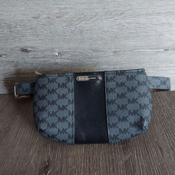 NEW Michael Kors Womens Waist Belt Bag Black/Gray Leather Fanny Pack SZ SM/MD - Picture 1 of 12